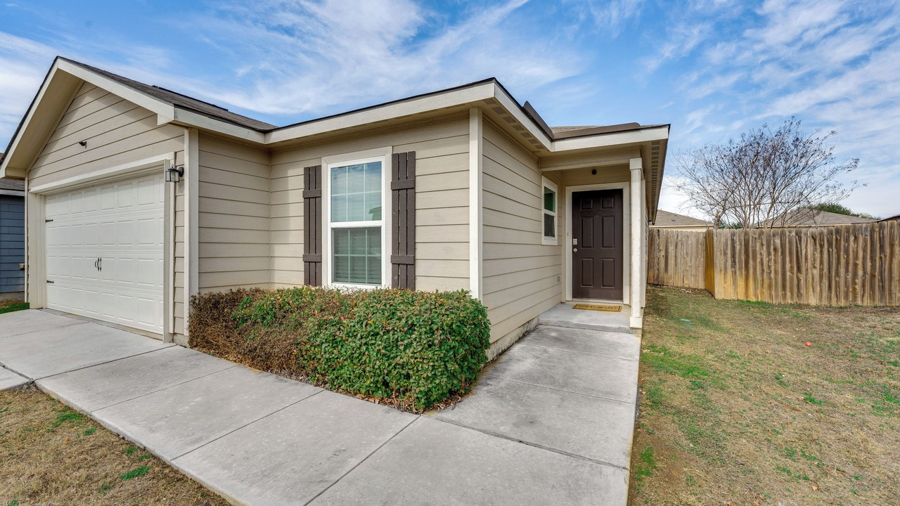 Photo of Outdoor in Medina Valley