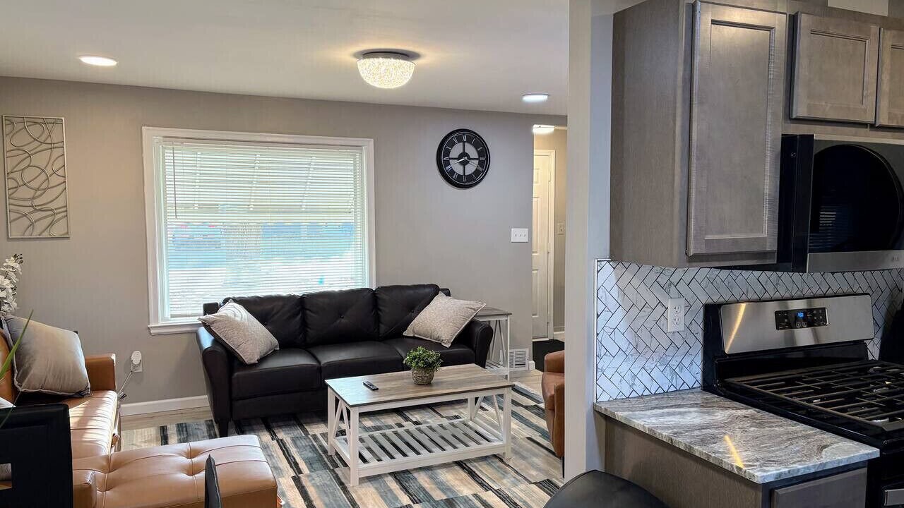 Photo of Livingroom in West Seneca