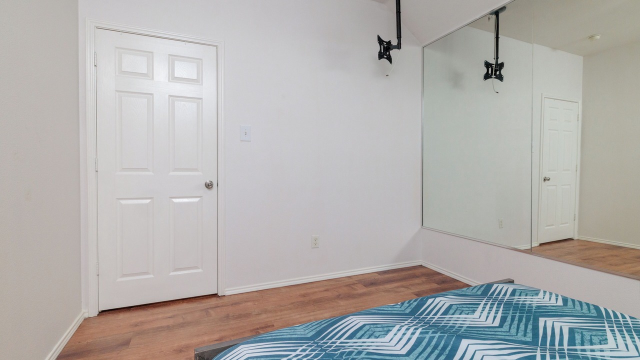 Photo of Bedroom in Euless