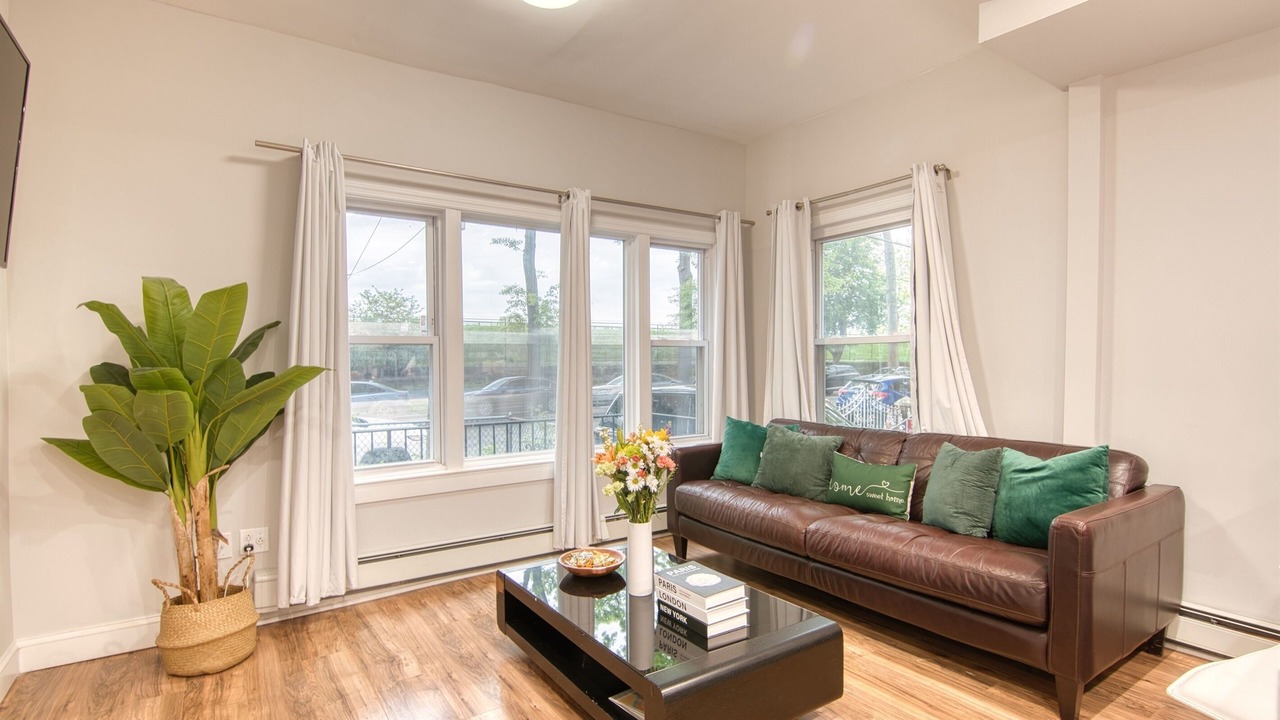 Photo of Livingroom in Kingsbridge