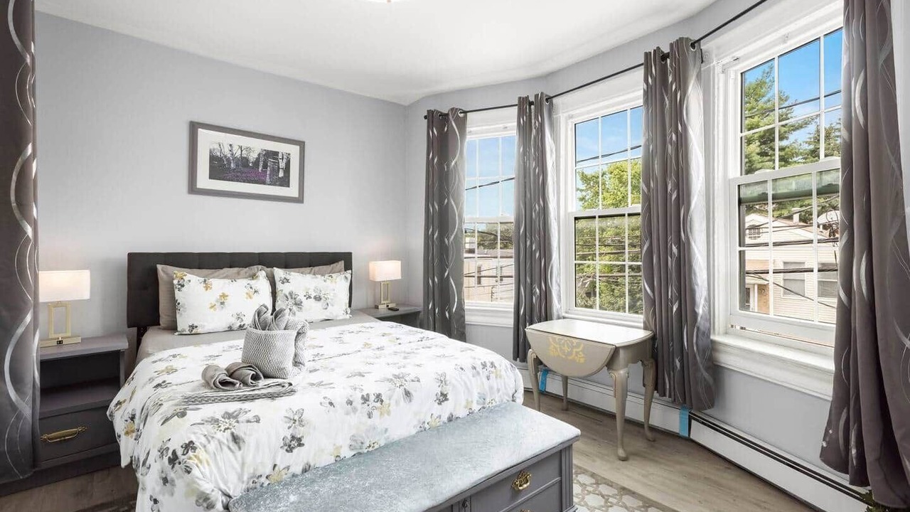 Photo of Bedroom in McGinley Square