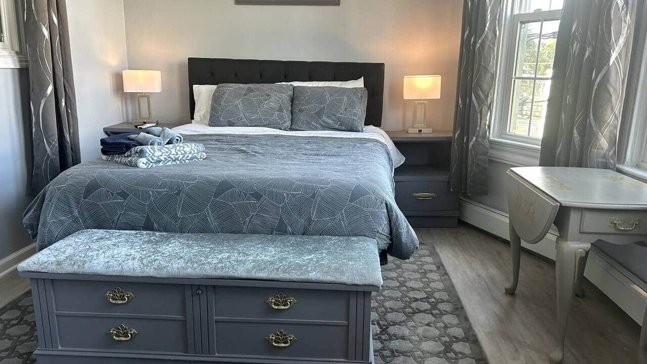 Photo of Bedroom in McGinley Square