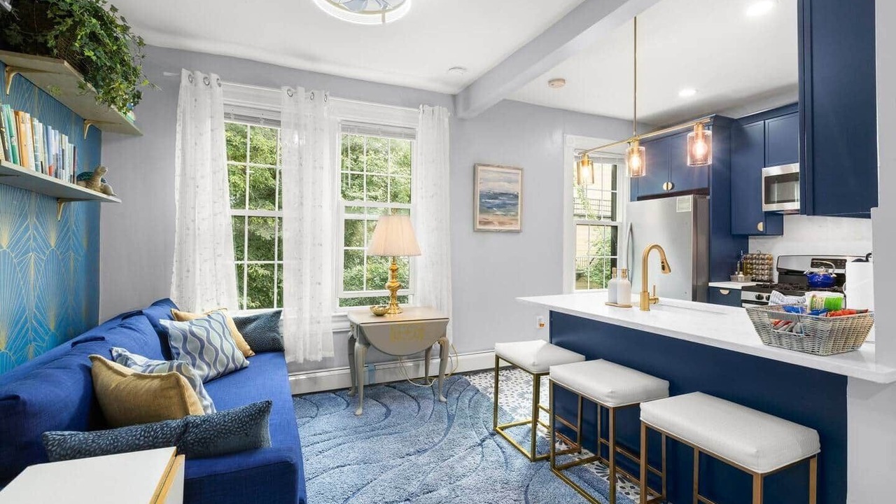 Photo of Livingroom in McGinley Square