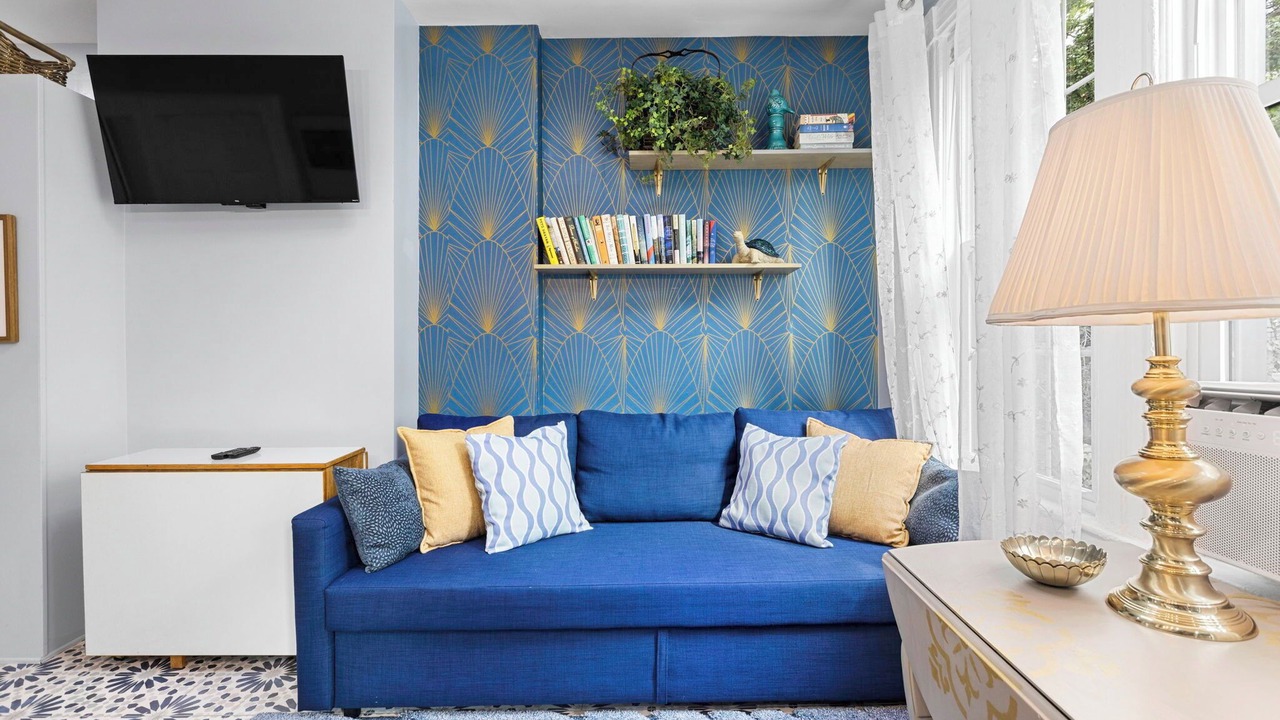 Photo of Livingroom in McGinley Square