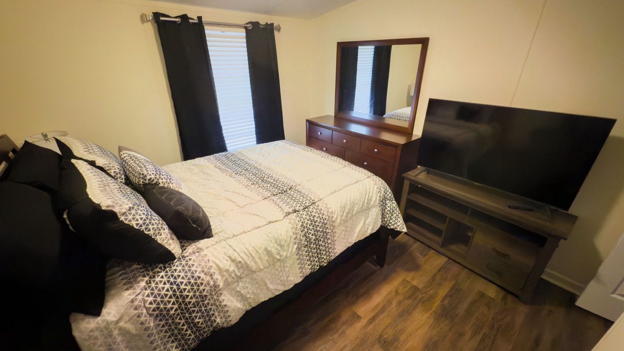 Photo of Bedroom in White Lake