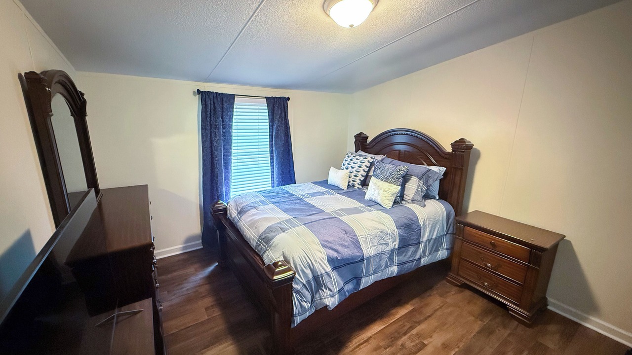 Photo of Bedroom in White Lake