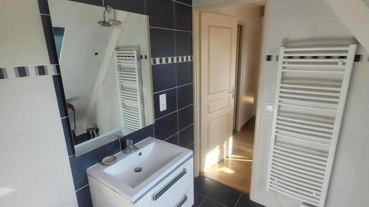 Photo of Bathroom in Criquetot-lʼEsneval
