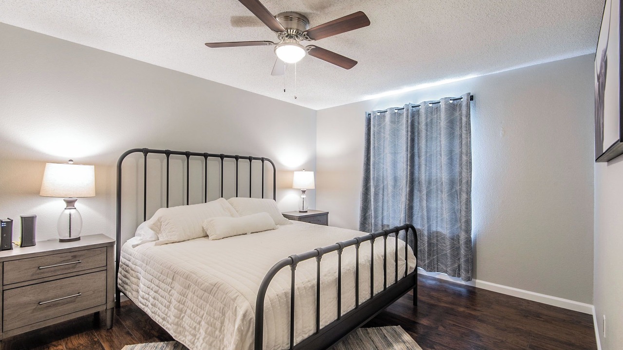 Photo of Bedroom in Burleson