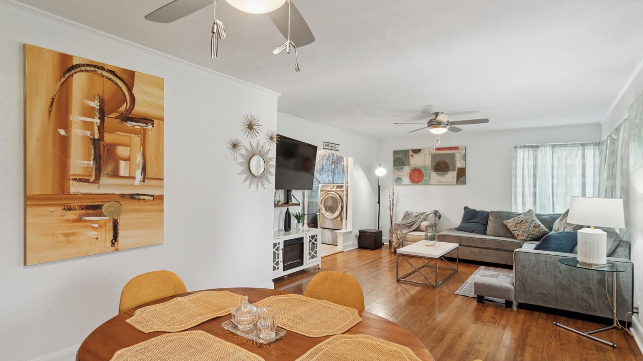 Photo of Livingroom in Irving