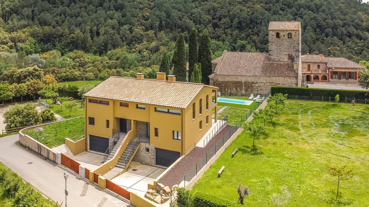 Photo of Outdoor in Beuda