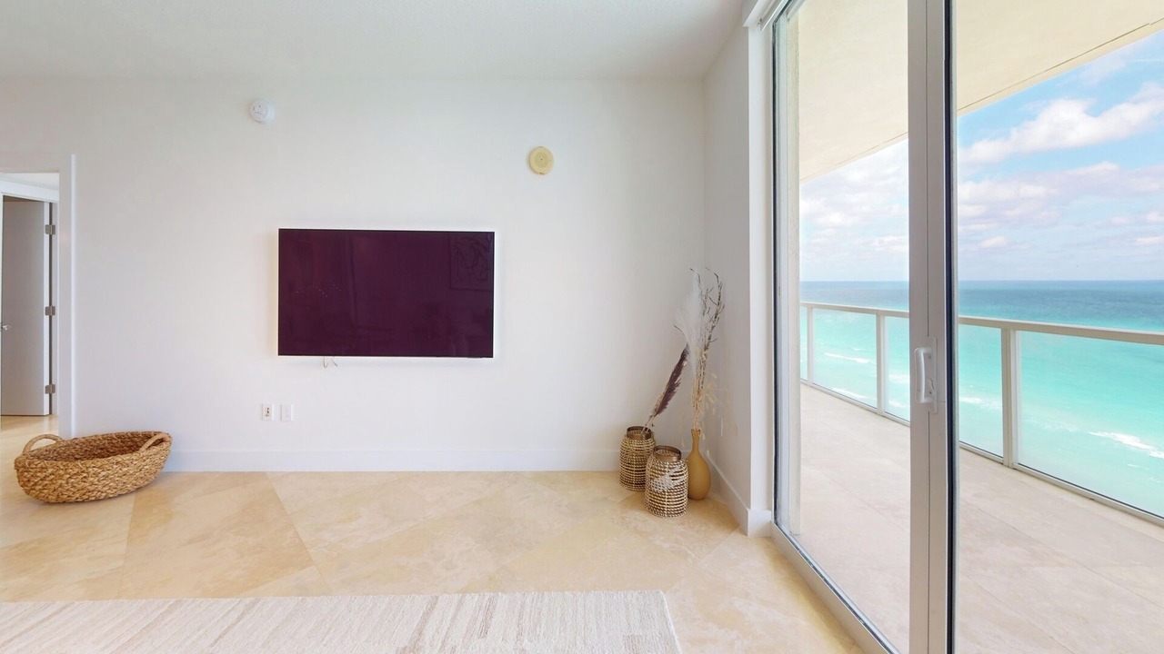 Photo of Others in Sunny Isles Beach