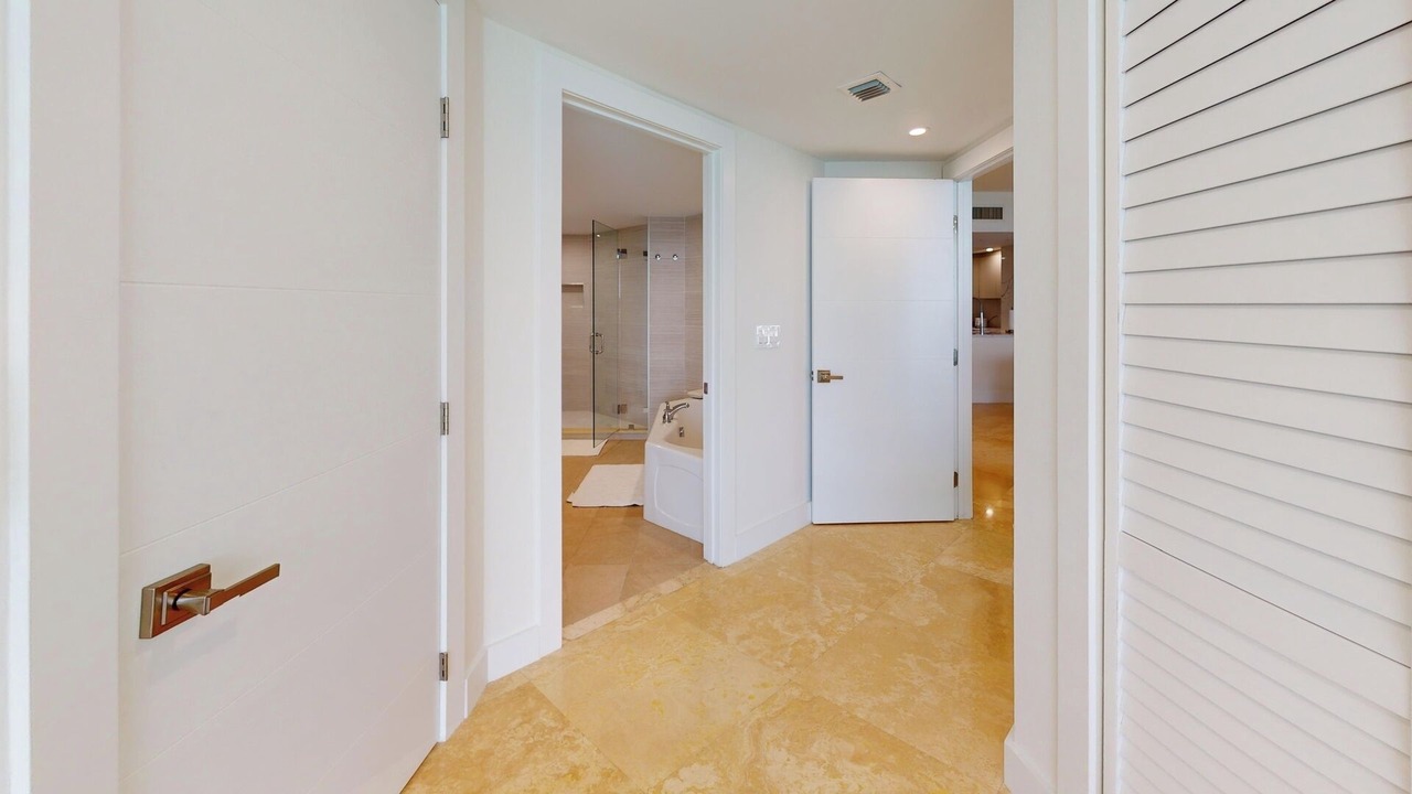 Photo of Others in Sunny Isles Beach