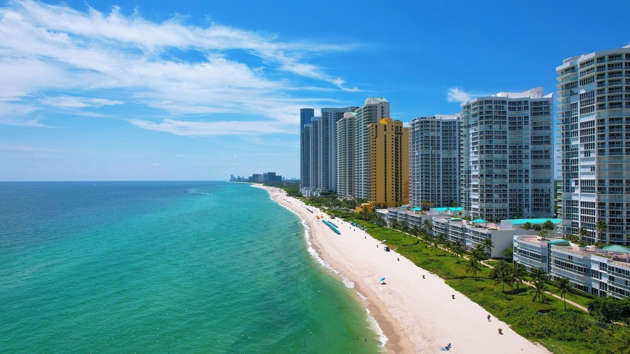 Photo of Others in Sunny Isles Beach
