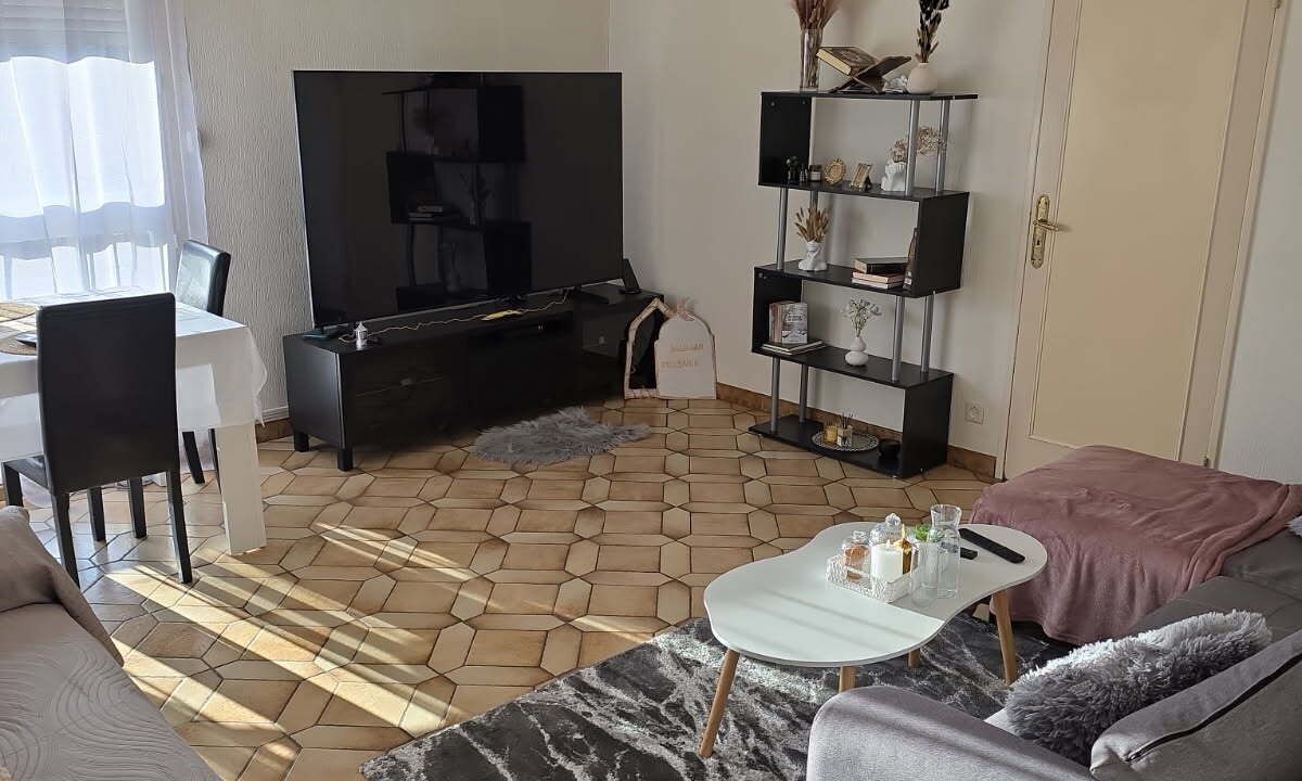 Photo of Livingroom in Avon