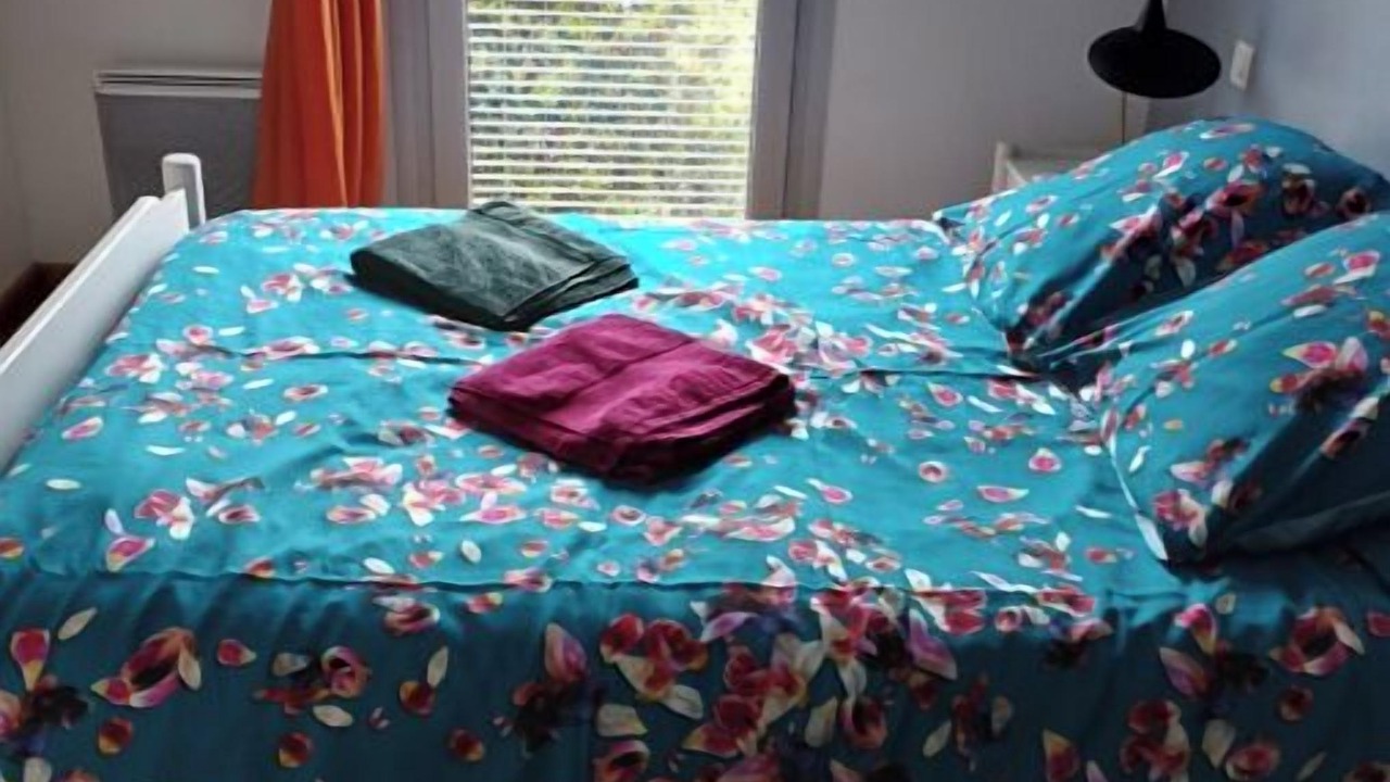 Photo of Bedroom in Republique - Les Ponts