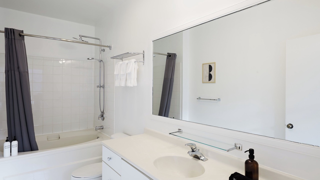 Photo of Bathroom in The Loop