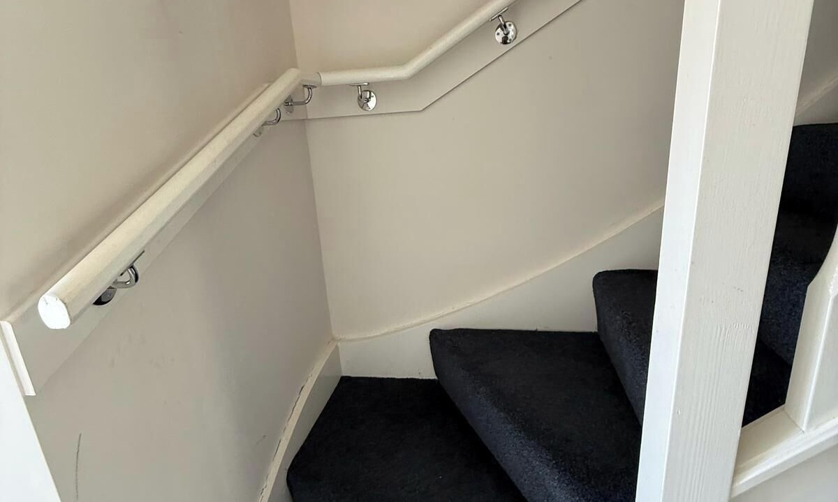 Photo of Others in Honley