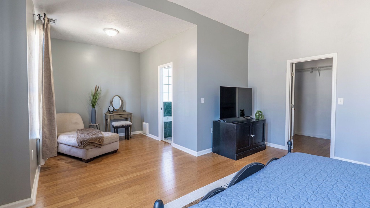 Photo of Bedroom in Grovetown
