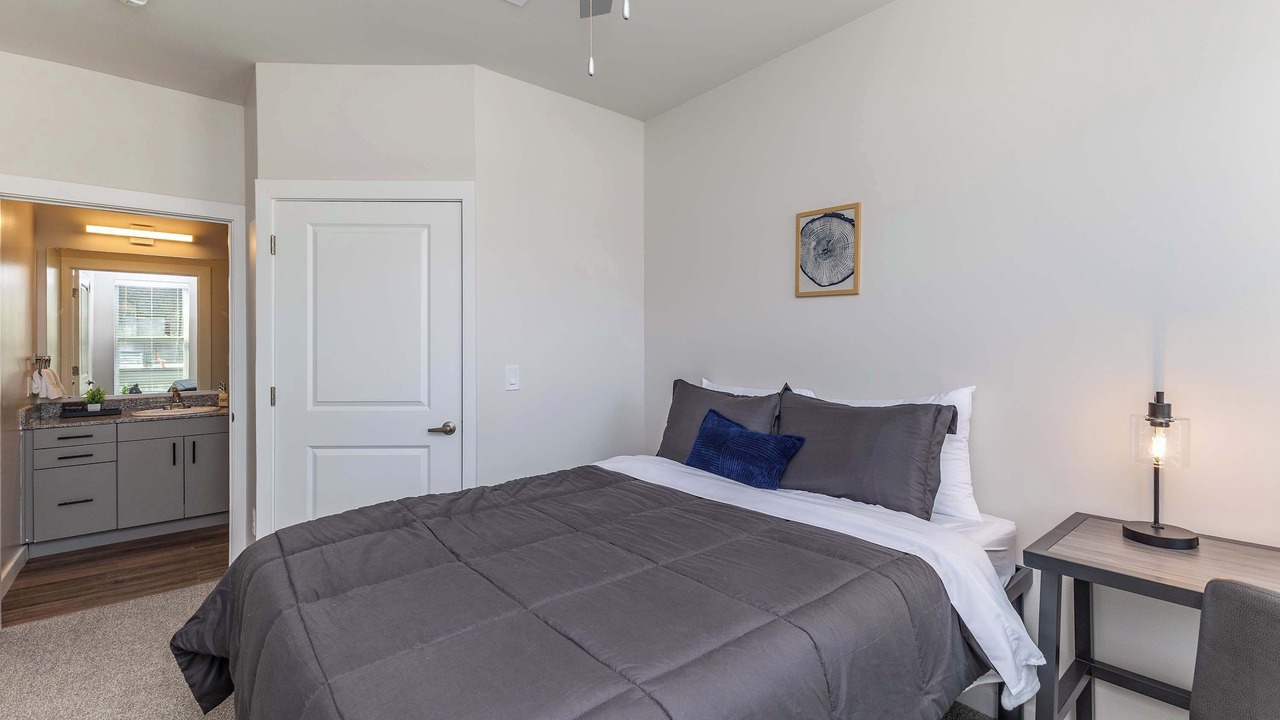 Photo of Bedroom in CUF