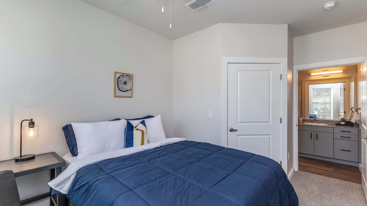 Photo of Bedroom in CUF