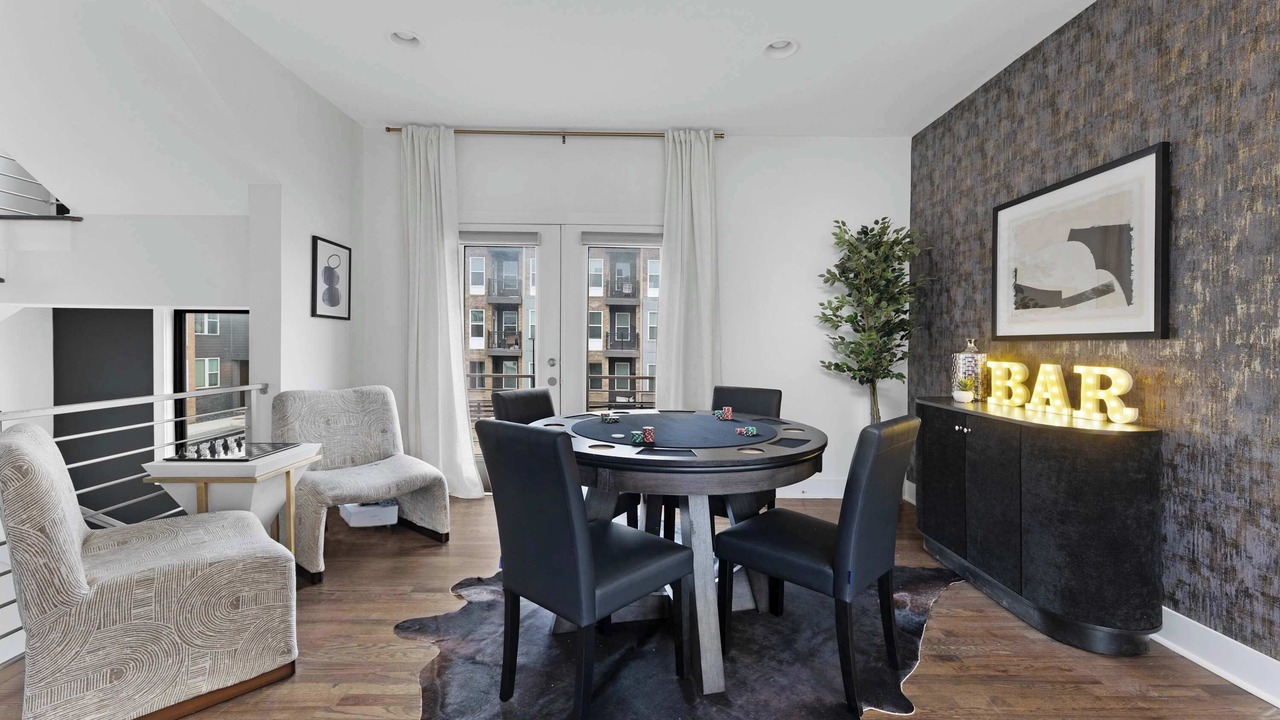 Photo of Others in Edgehill