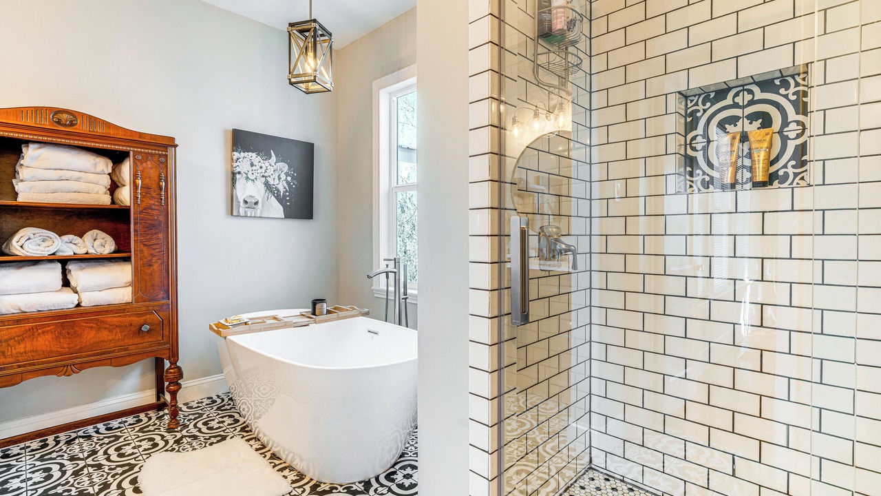Photo of Bathroom in Spicewood
