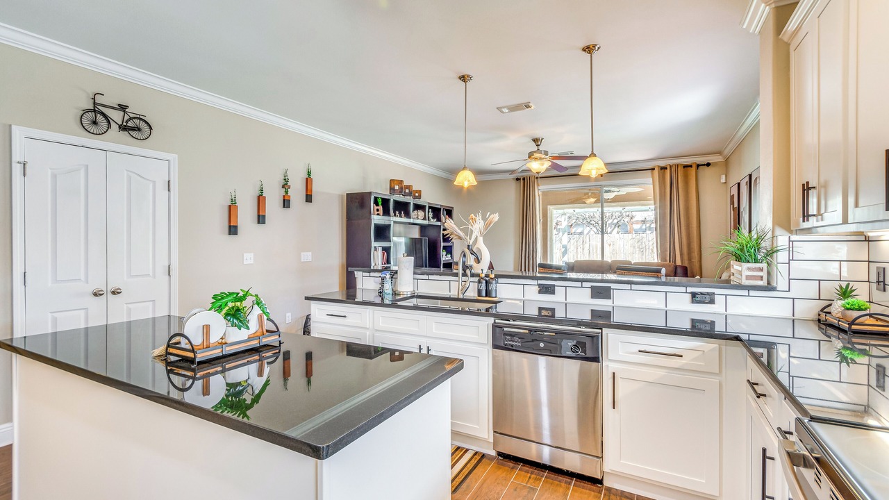 Photo of Kitchen in Mary Esther
