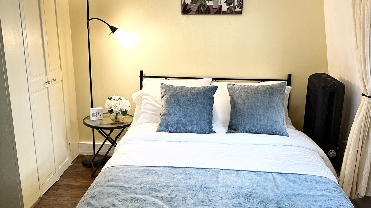 Photo of Bedroom in Fox Point