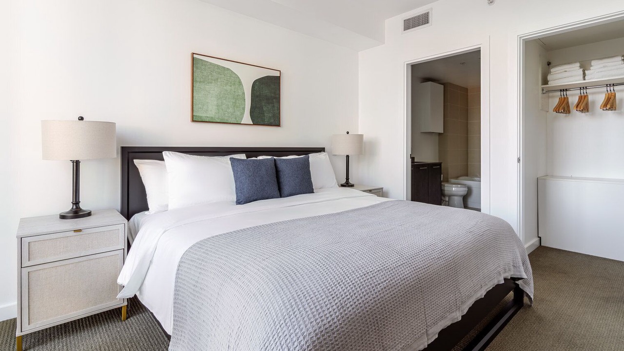 Photo of Bedroom in Rincon Hill