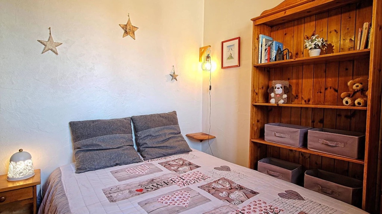 Photo of Bedroom in Plateau-d'Assy