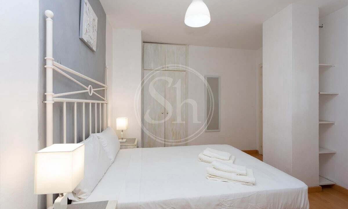 Photo of Bedroom in Sants