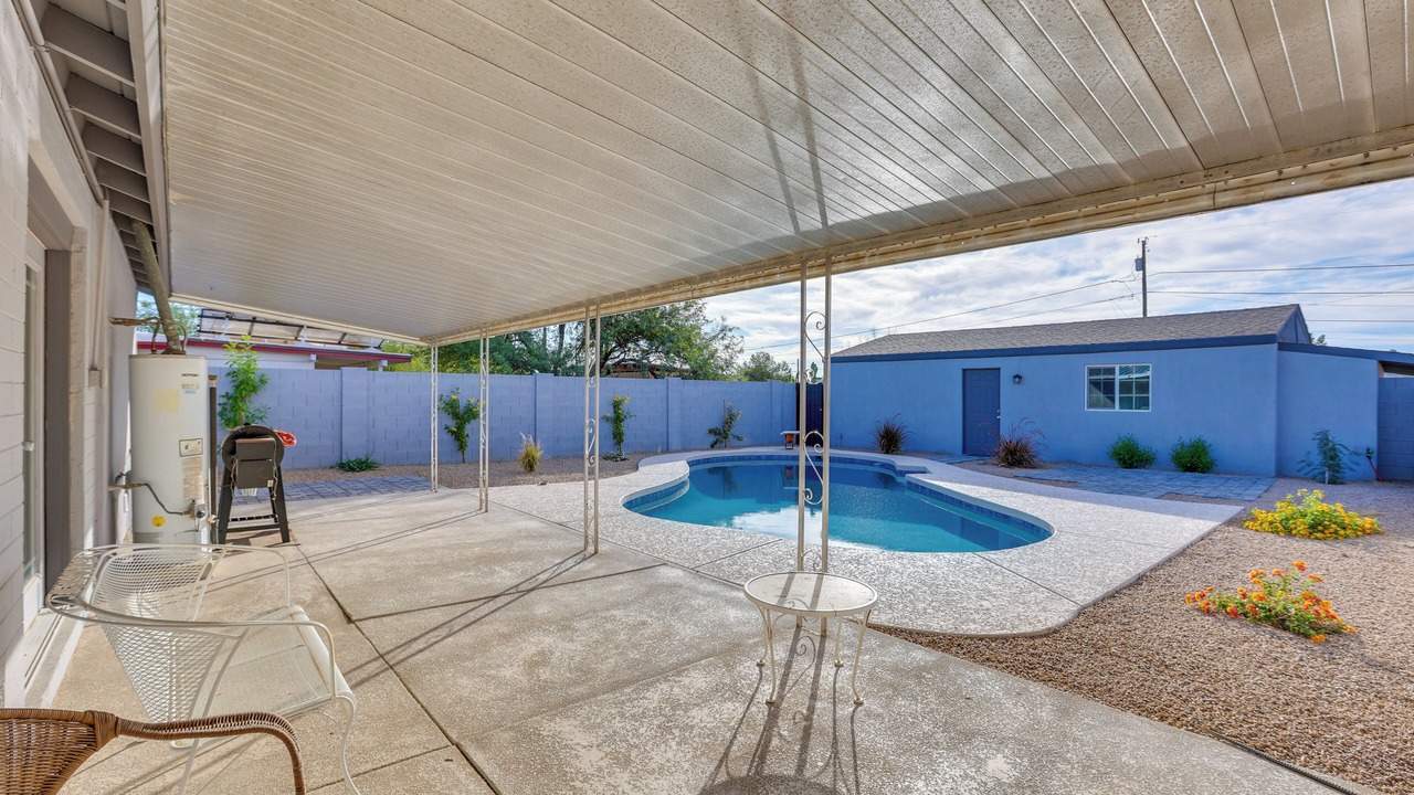 Photo of Outdoor in Paradise Valley Village