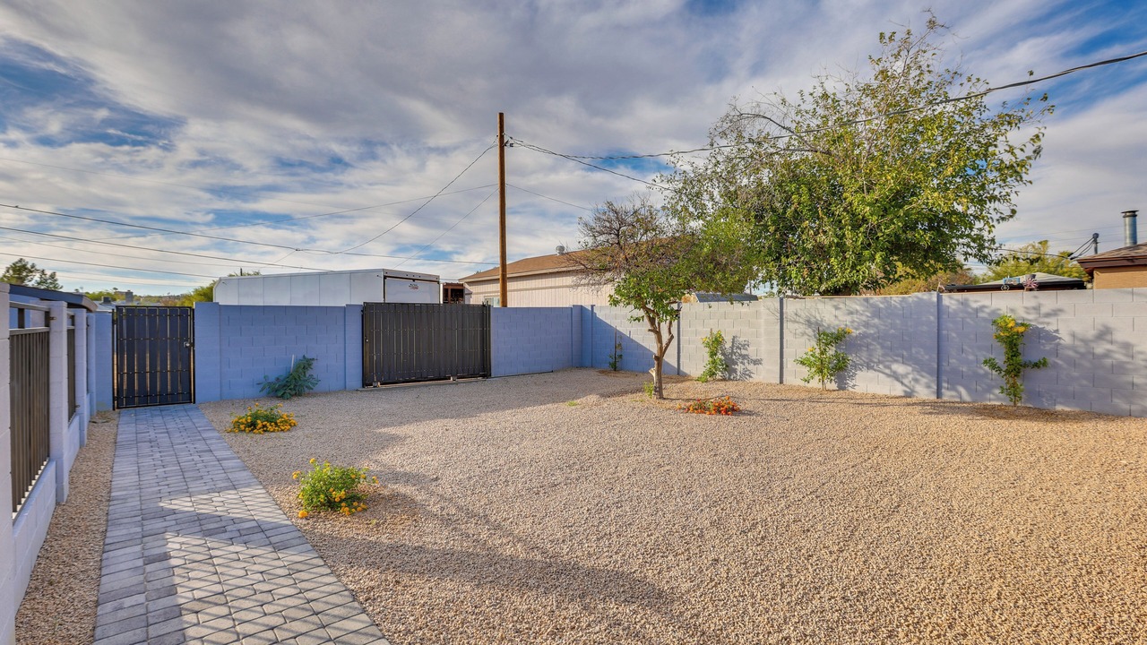 Photo of Outdoor in Paradise Valley Village