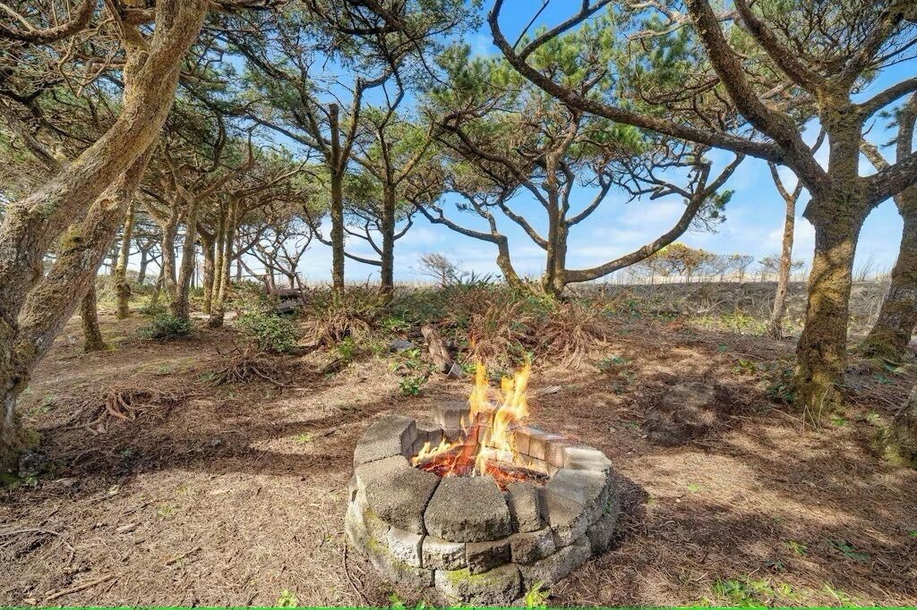 Photo of Livingroom in Rockaway Beach