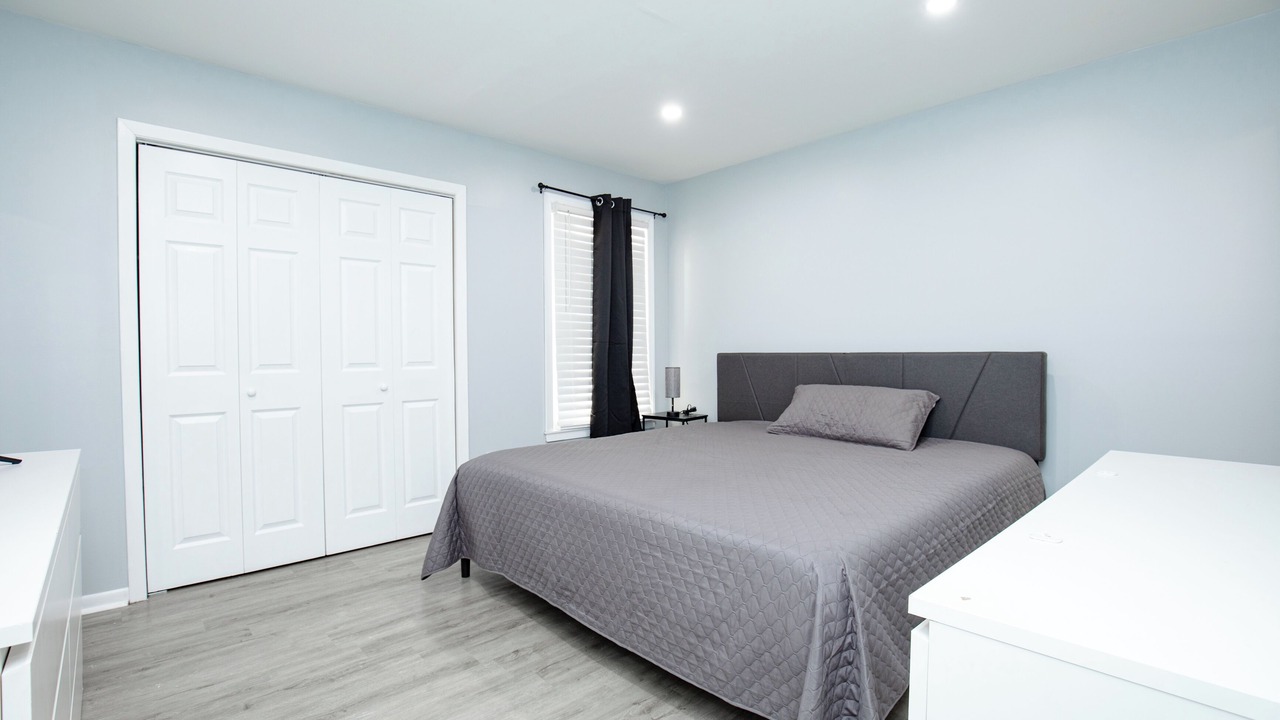 Photo of Bedroom in Orange