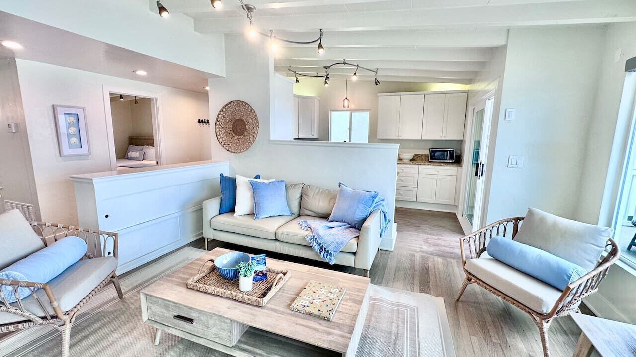Photo of Livingroom in South Oceanside