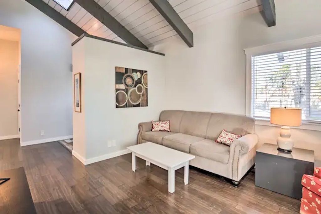 Photo of Livingroom in Agate Beach