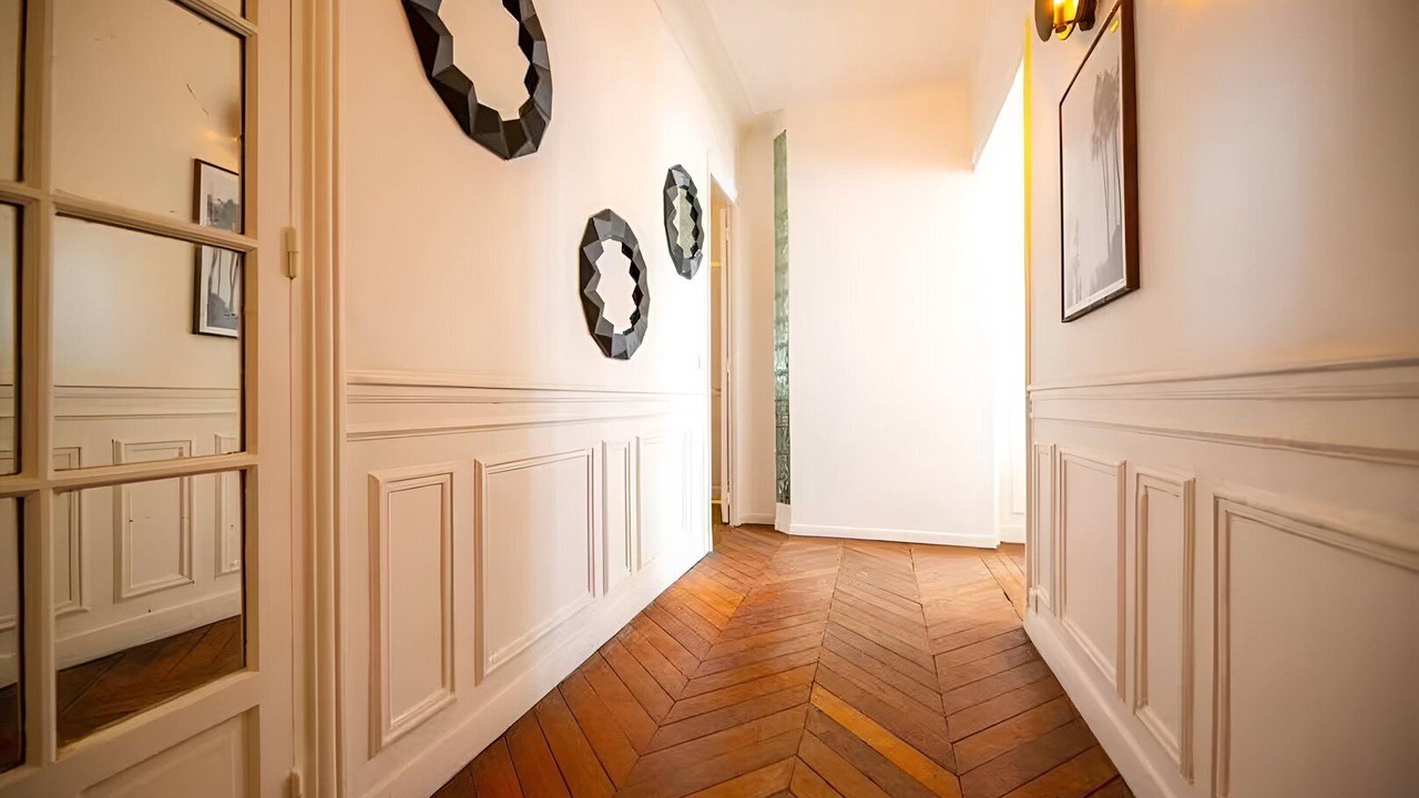 Photo of Others in Quartier de l'Ecole-Militaire