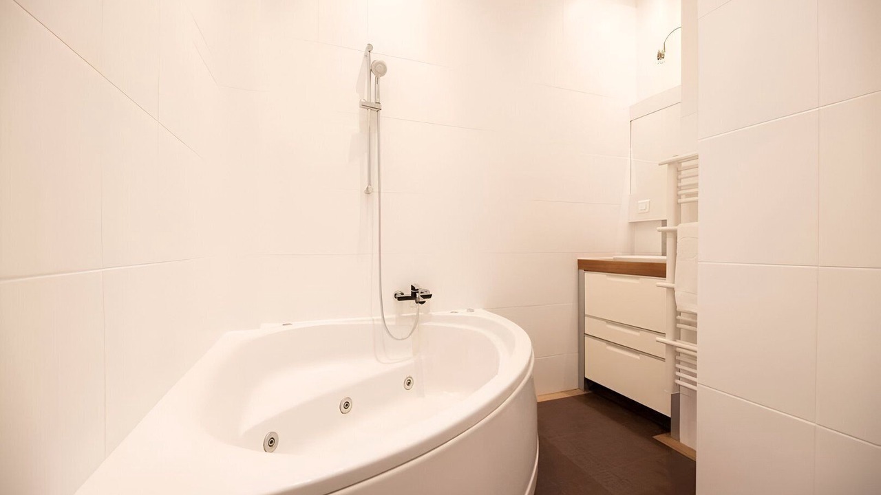 Photo of Bathroom in Quartier de l'Ecole-Militaire