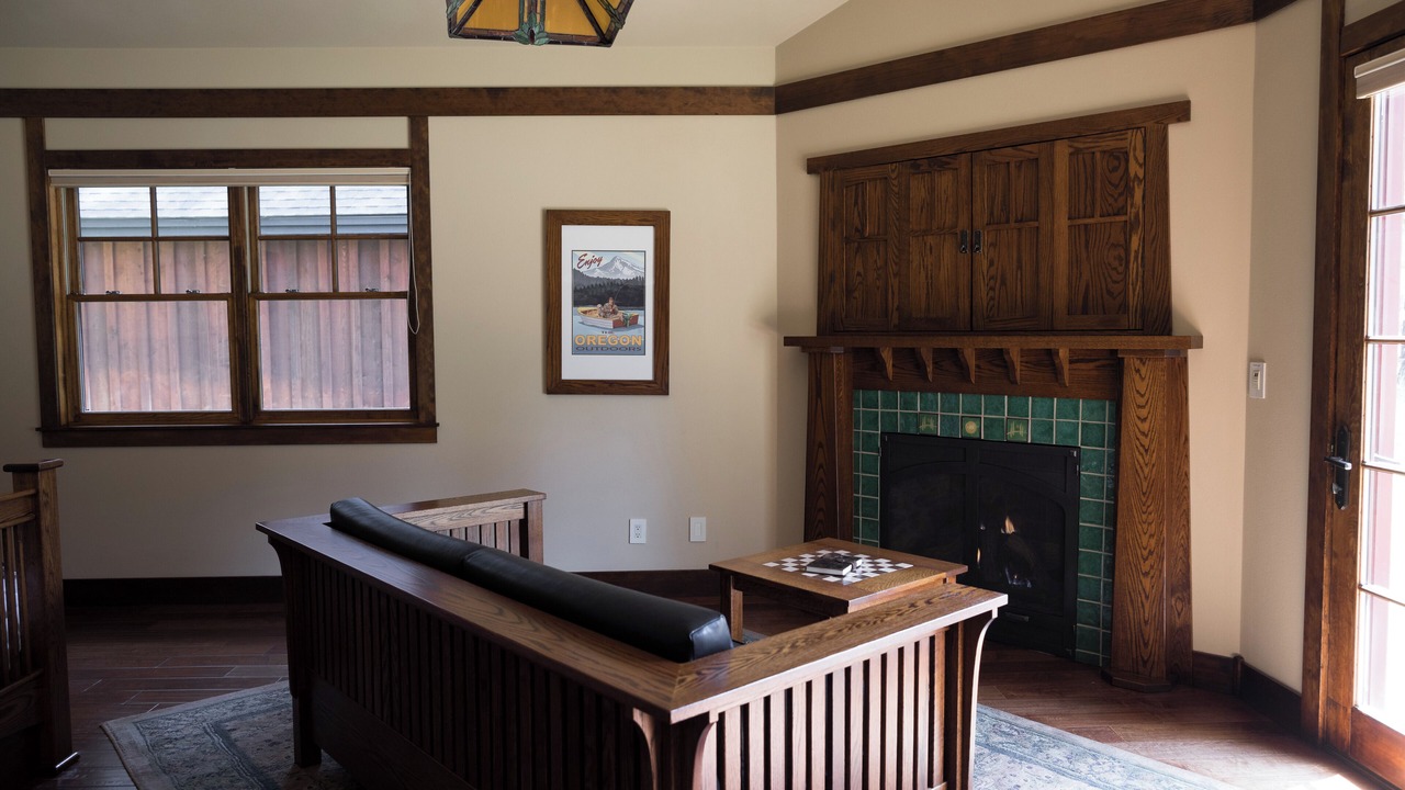 Photo of Others in Sisters