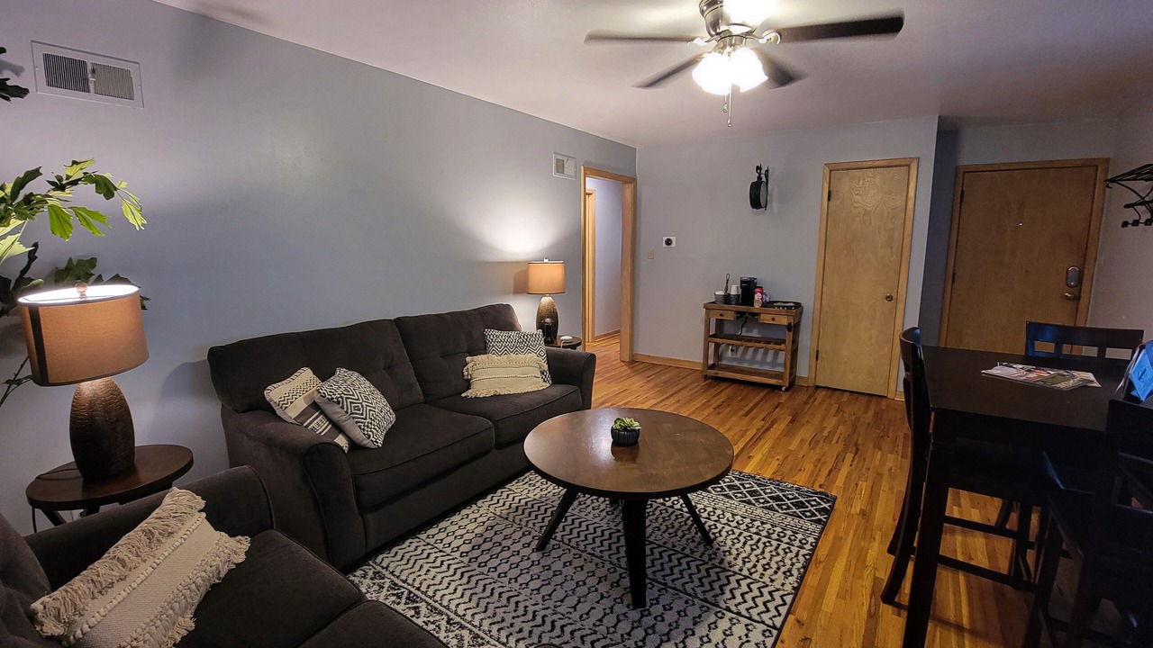 Photo of Livingroom in Hutchinson