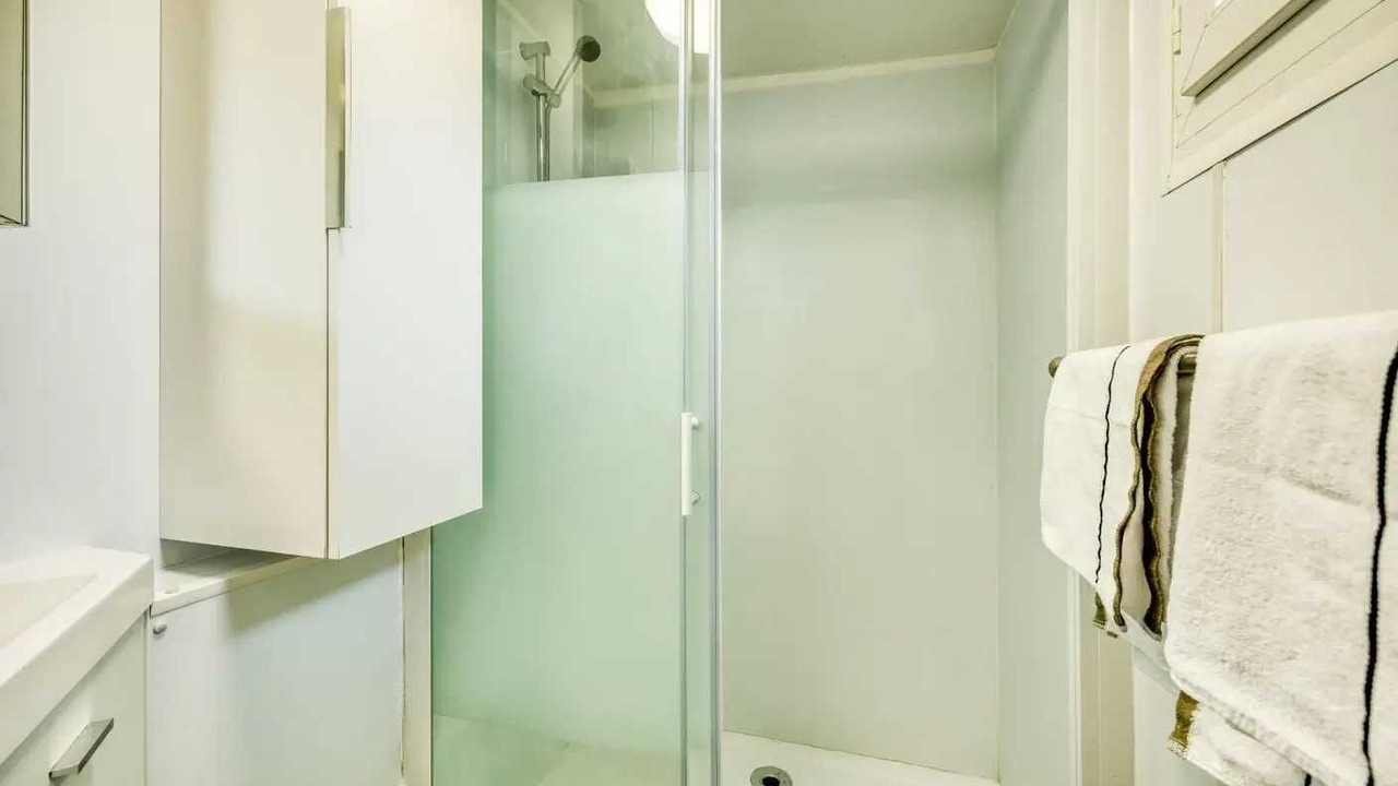 Photo of Bathroom in Signy-lAbbaye