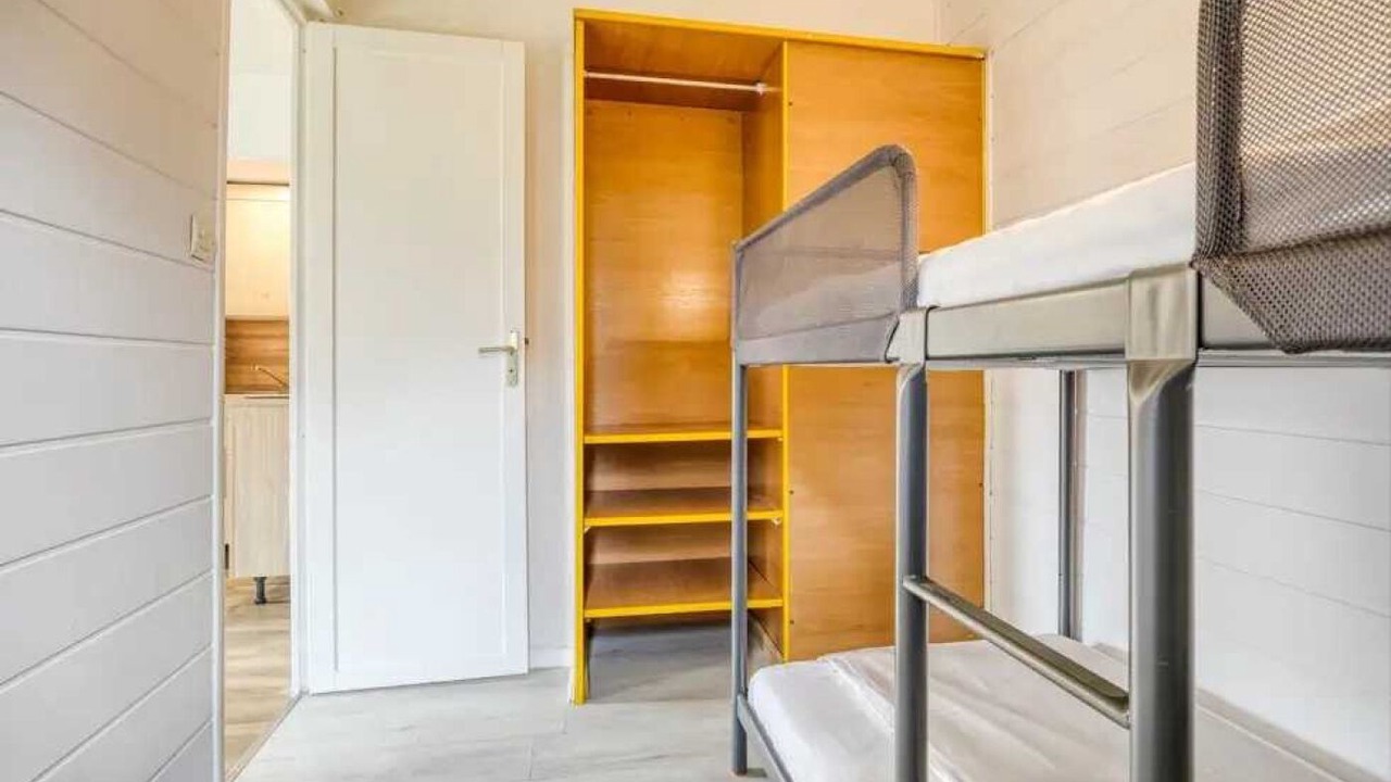 Photo of Bedroom in Signy-lAbbaye