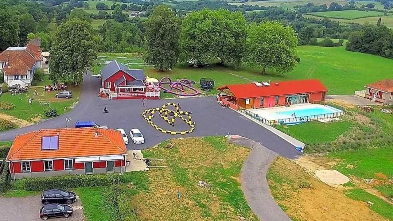 Photo of Outdoor in Signy-lAbbaye