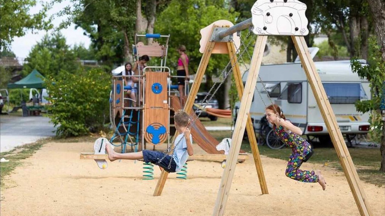 Photo of Others in Montpon-Menesterol