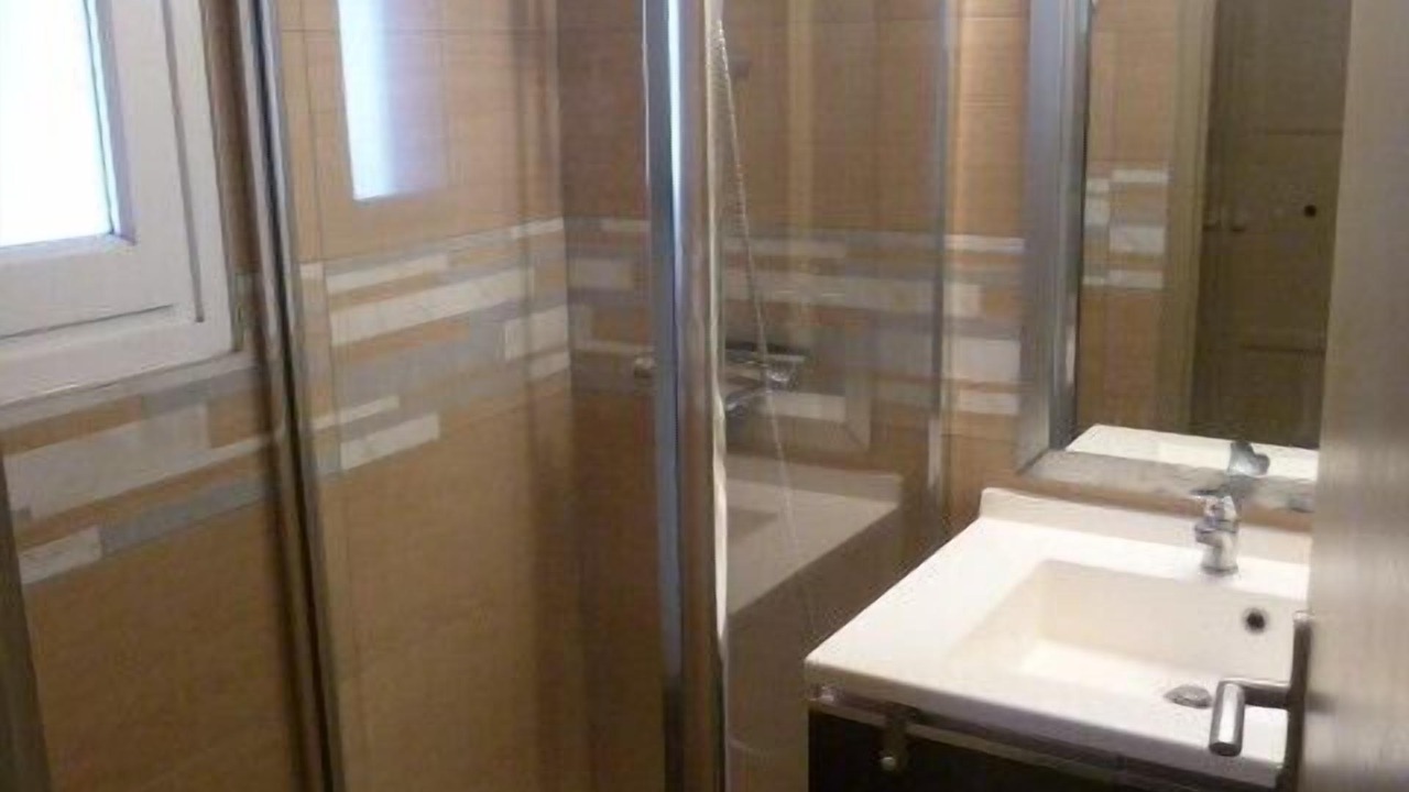 Photo of Bathroom in Les Hauts de Canet