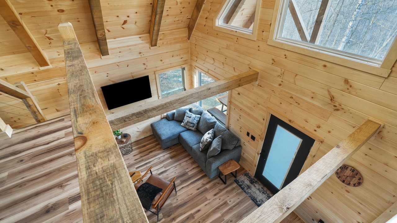 Photo of Livingroom in Creola