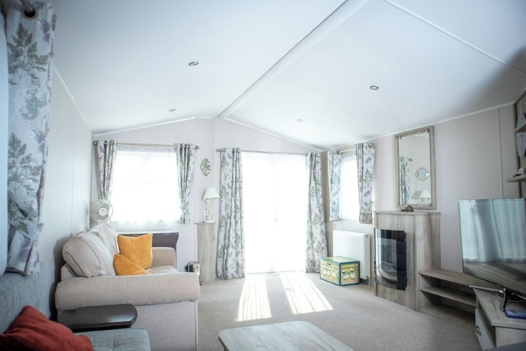 Photo of Livingroom in Isle of Grain