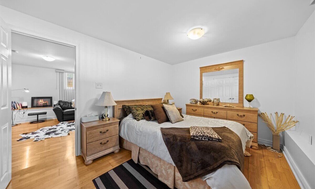 Photo of Bedroom in Old Ottawa East