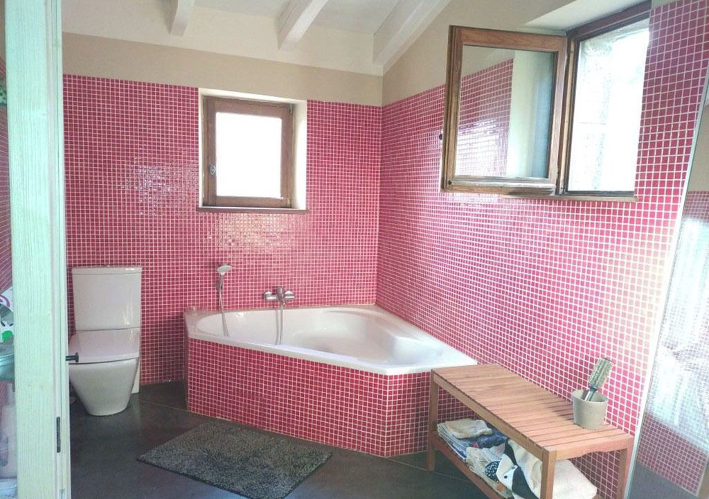 Photo of Bathroom in Faugeres